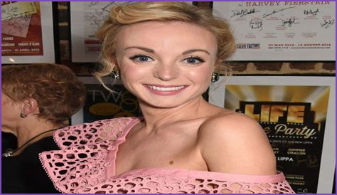 Details About Helen George: Husband, Pregnant, Net Worth